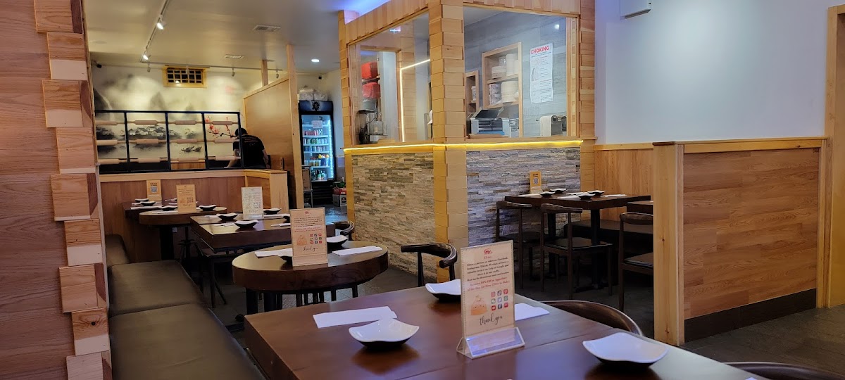 Din Soup Dumplings 鼎泰轩